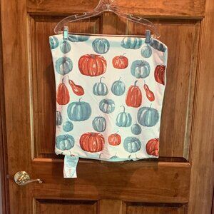 SET OF 2 PILLOWCOVERS, FALL THEME, PUMPKINS, GOURDS, THANSGIVING, HALLOWEEN